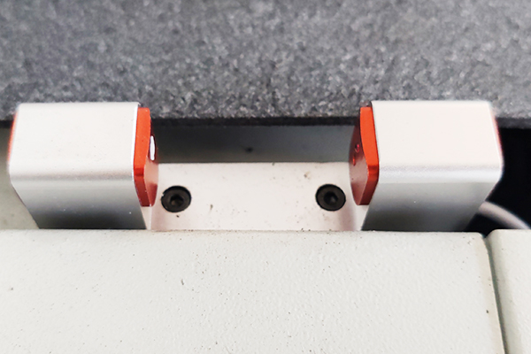 得馬高速裁切機激光對刀儀